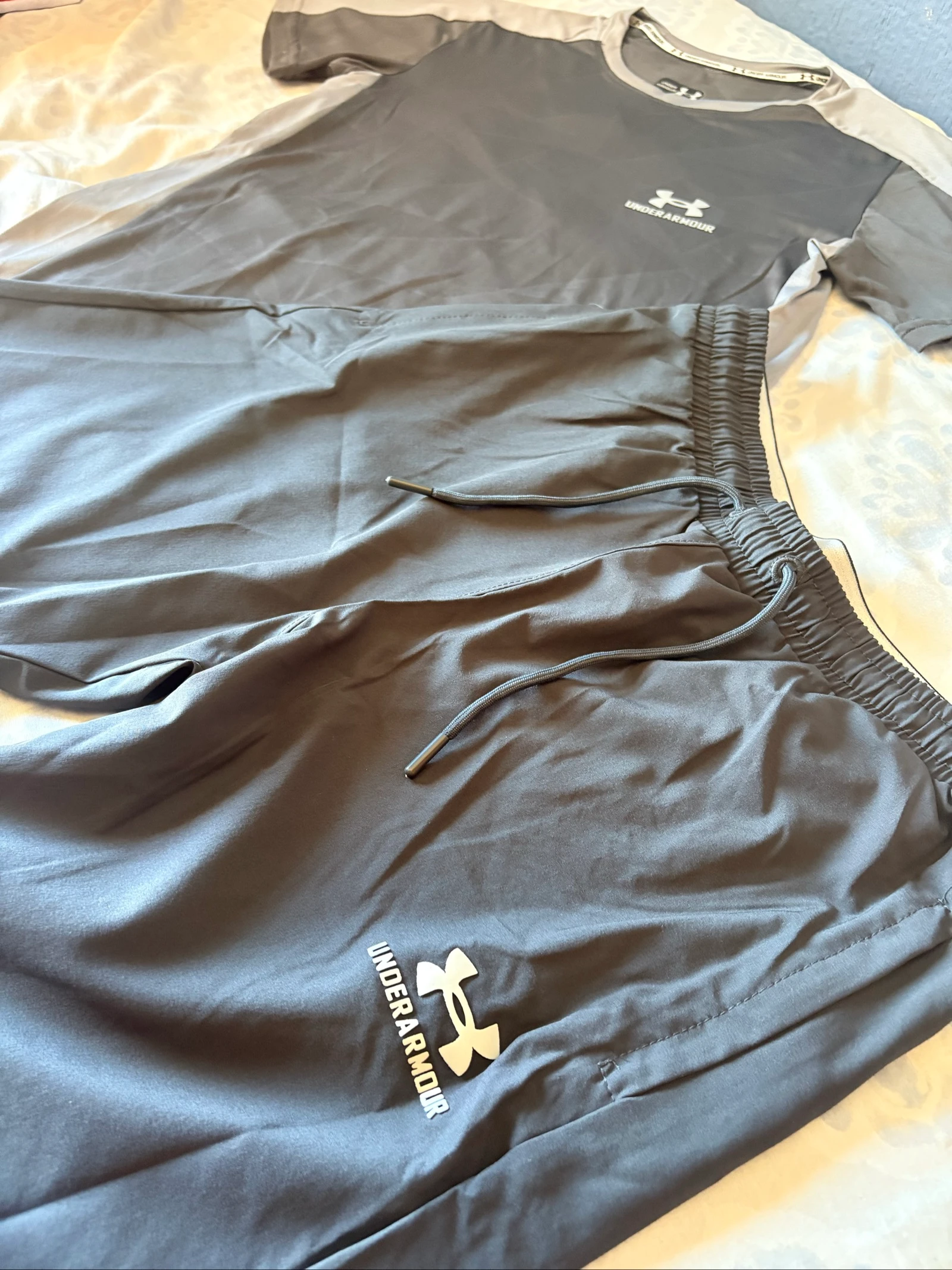 Under Armour – photo 3